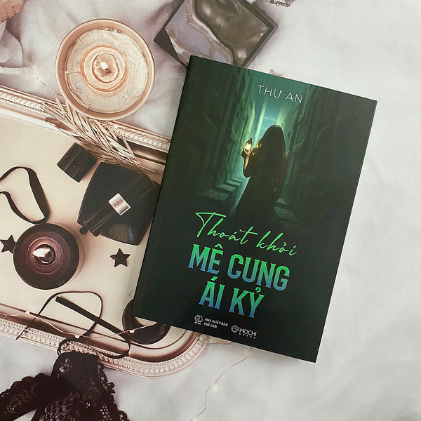 Thoát Khỏi Mê Cung Ái Kỷ - Thư An – Mochibooks – Nxb Thế Giới