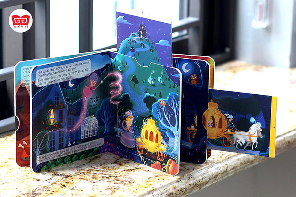 Sách Chuyển Động First Stories - Cậu Bé Rừng Xanh