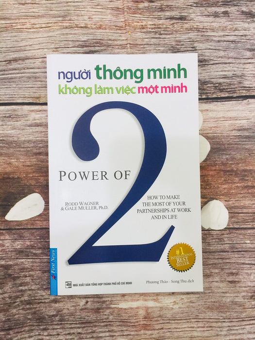 Người Thông Minh Không Làm Việc Một Mình Người Thông Minh Không Làm Việc Một Mình