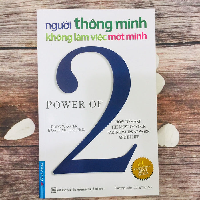 Người Thông Minh Không Làm Việc Một Mình Người Thông Minh Không Làm Việc Một Mình