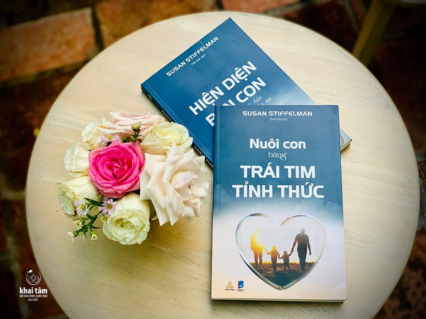 Sách - Nuôi Con Bằng Trái Tim Tỉnh Thức - Susan Stiffelman