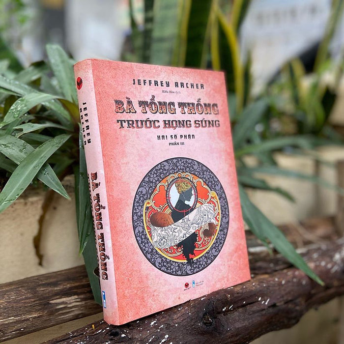 Sách Bà Tổng Thống Trước Họng Súng Sách Bà Tổng Thống Trước Họng Súng