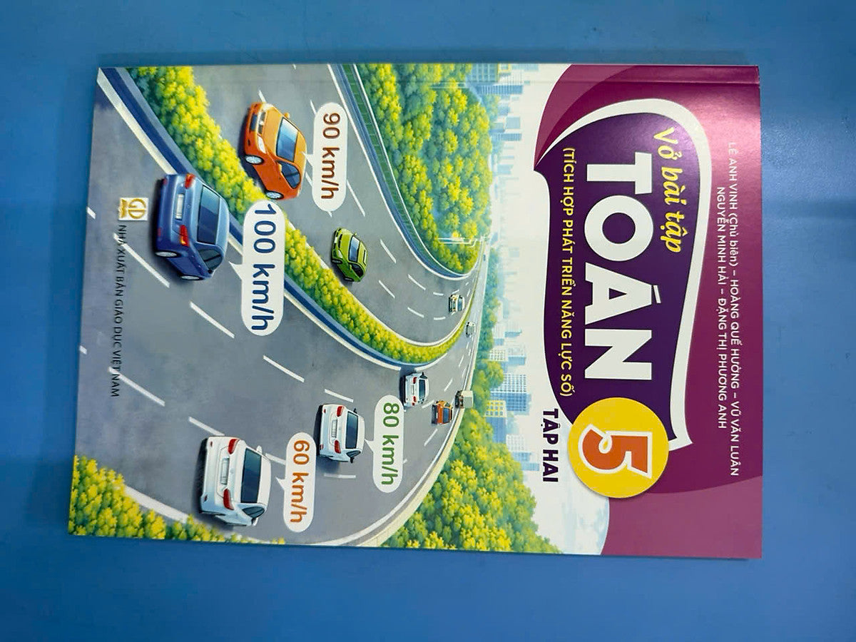 Sách Vở Bài Tập Toán 5- Tập Hai- Tích Hợp Phát Triển Năng Lực Số (Kèm Nilon Bọc Sách, Nhãn Tên)