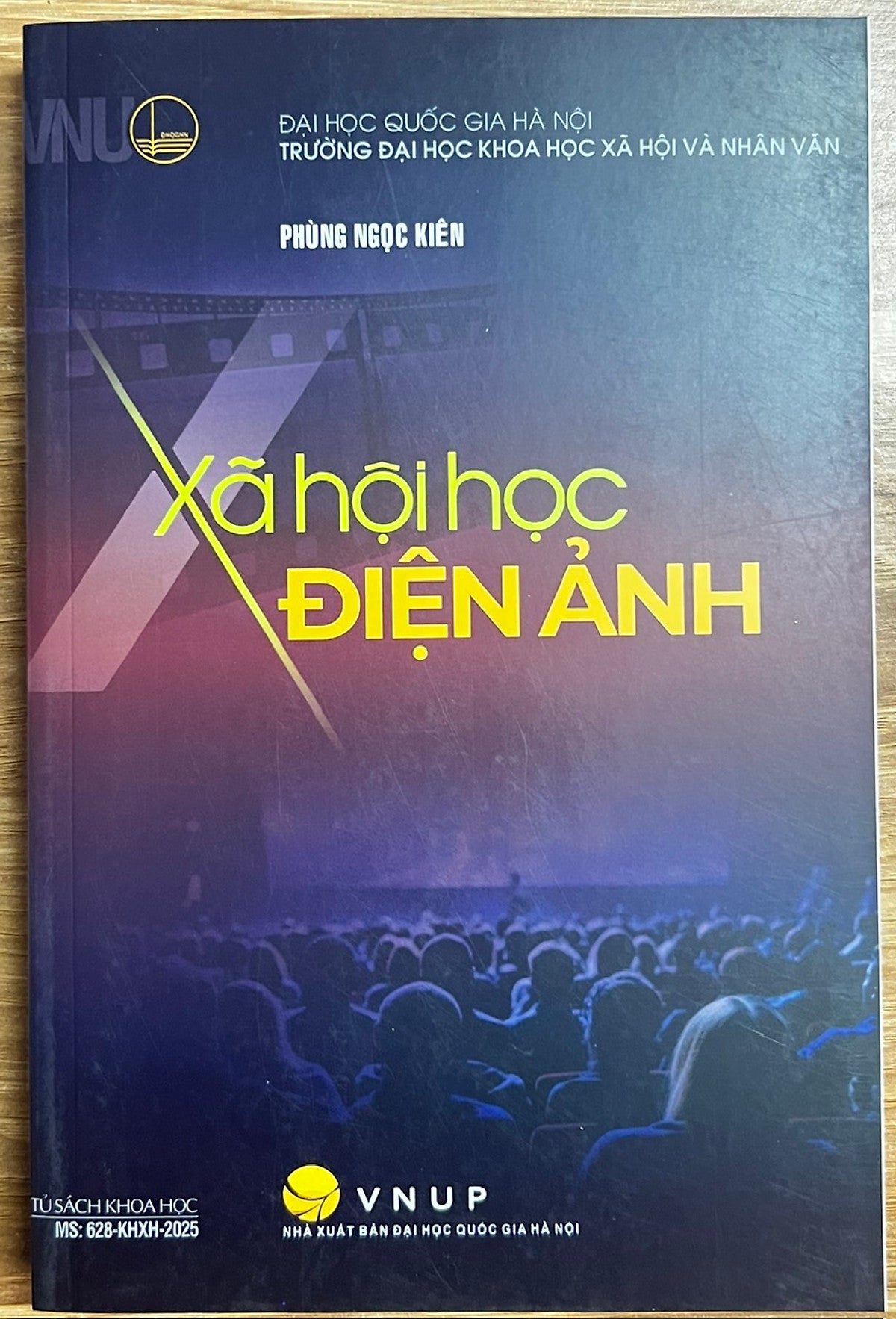Sách Xã Hội Học Điện Ảnh - Phùng Ngọc Kiên