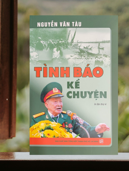Sách Nguyễn Văn Tàu - Tình Báo Kể Chuyện - Th150
