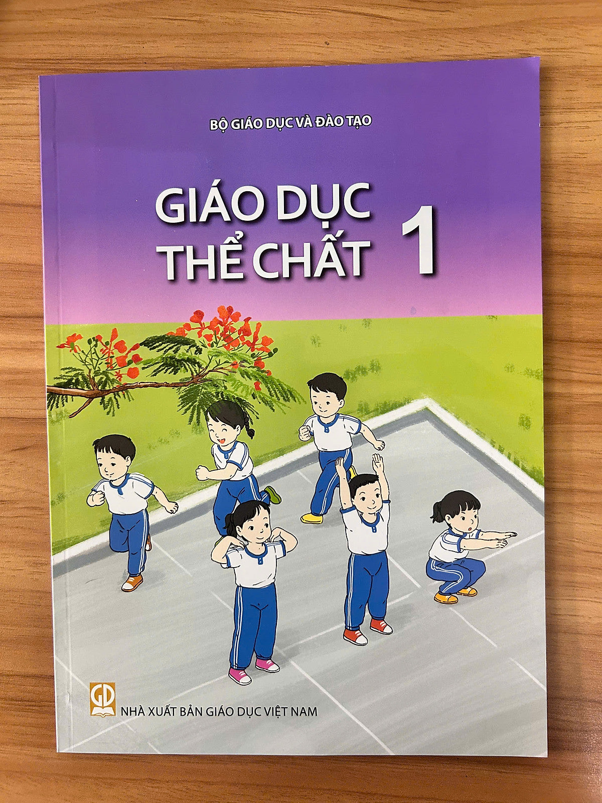 Sách Giáo Khoa Giáo Dục Thể Chất 1- Kết Nối Tri Thức Với Cuộc Sống (Tặng Kèm Nilon Bọc Sách, Nhãn Tên)