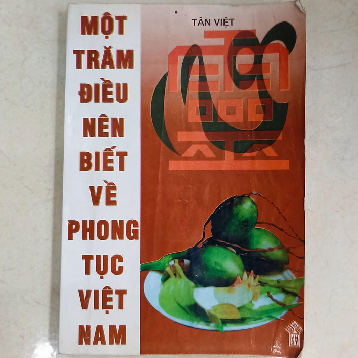 Một Trăm Điều Nên Biết Về Phong Tục Việt Nam