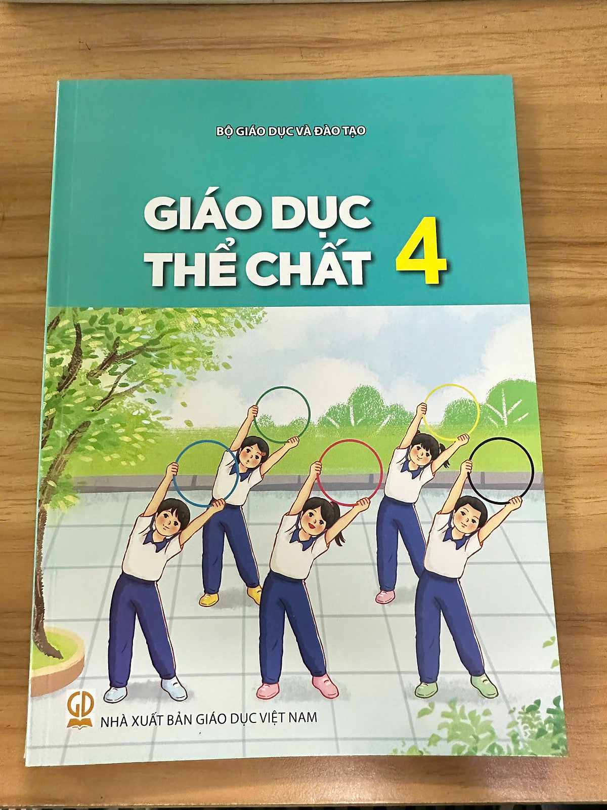 Sách Giáo Khoa Giáo Dục Thể Chất 4- Kết Nối Tri Thức Với Cuộc Sống (Tặng Kèm Nilon Bọc Sách, Nhãn Tên)
