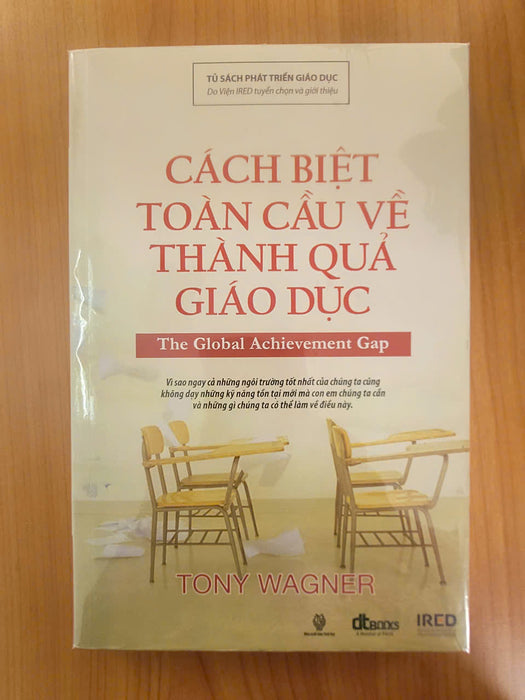 Cách Biệt Toàn Cầu Về Thành Quả Giáo Dục
