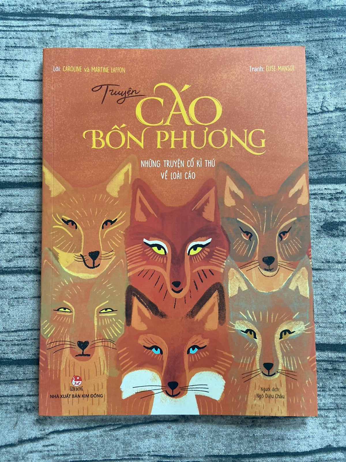 Truyện Cáo Bốn Phương - Những Truyện Cổ Kì Thú Về Loài Cáo