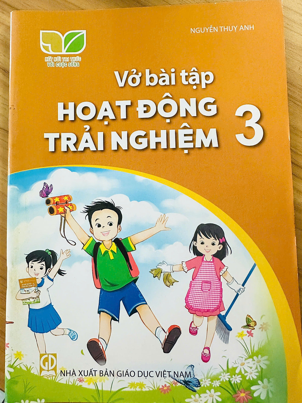 Sách Vở Bài Tập Hoạt Động Trải Nghiệm 3- Kết Nối Tri Thức Với Cuộc Sống (Kèm Bìa Nilong Bọc Sách, Nhãn Tên)