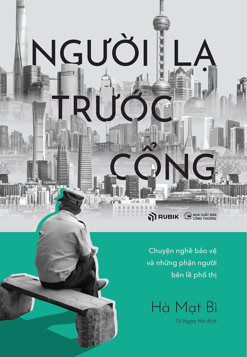 Sách Người Lạ Trước Cổng