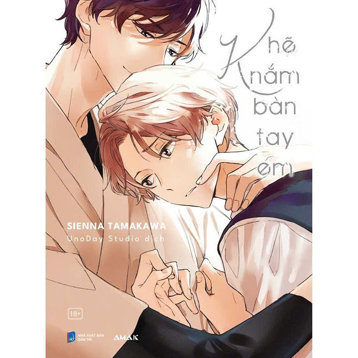 Khẽ Nắm Bàn Tay Em - Bản Quyền