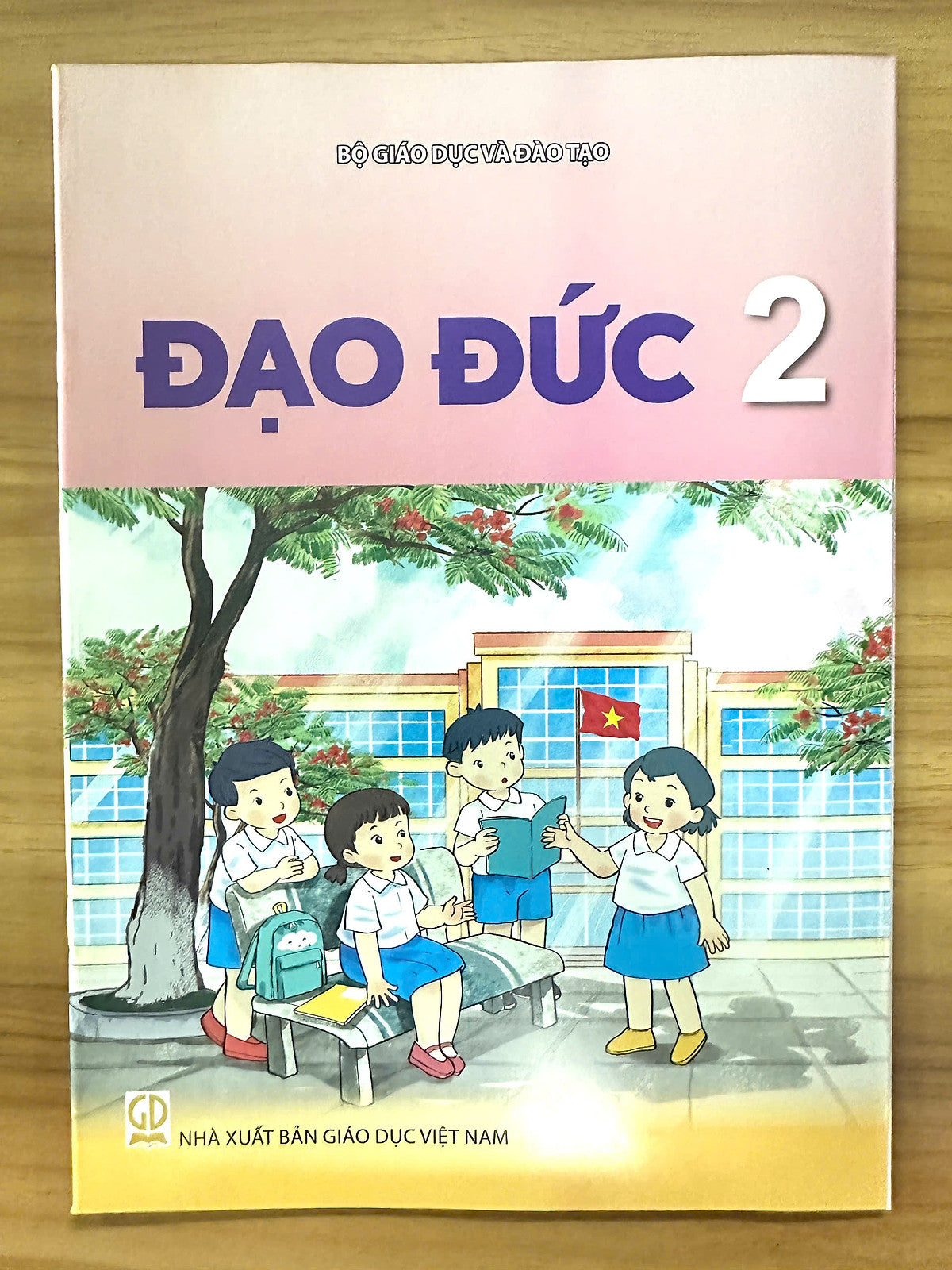 Sách Giáo Khoa Đạo Đức 2- Kết Nối Tri Thức Với Cuộc Sống (Tặng Kèm Nilon Bọc Sách, Nhãn Tên)