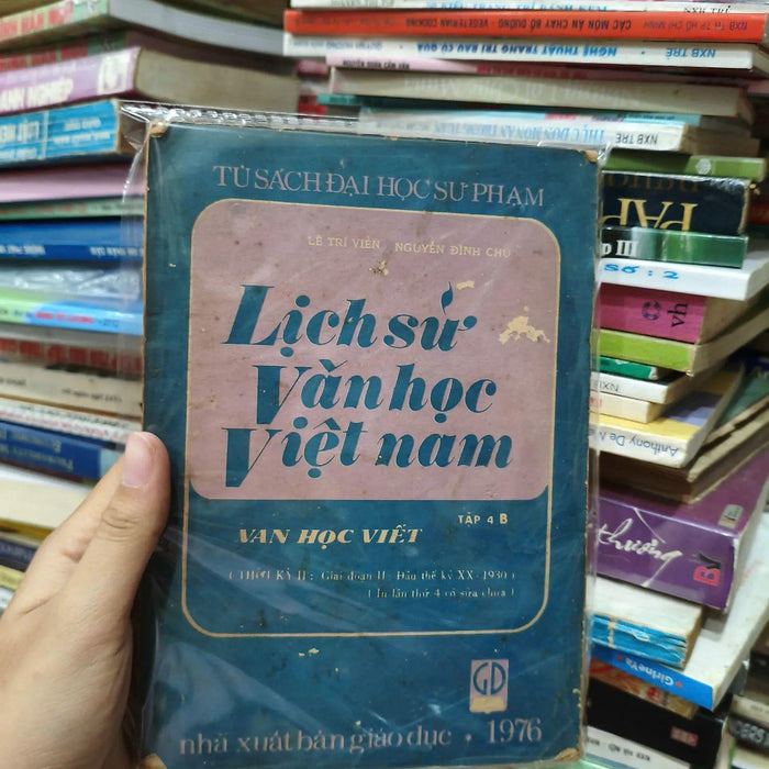 Lịch Sử Văn Học Việt Nam