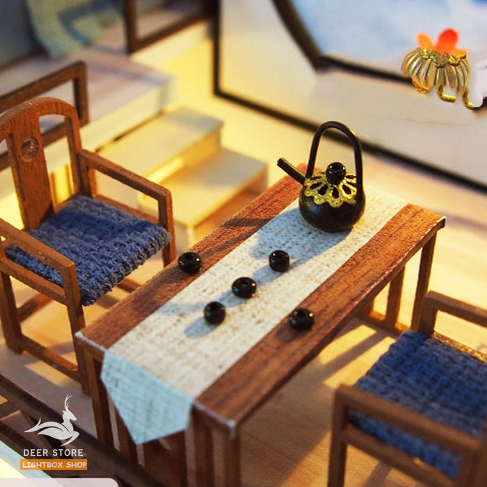 Nhà búp bê tự làm bằng gỗ - Tặng Dụng cụ và Keo dán [Nhà có nội thất & đèn LED] | M029