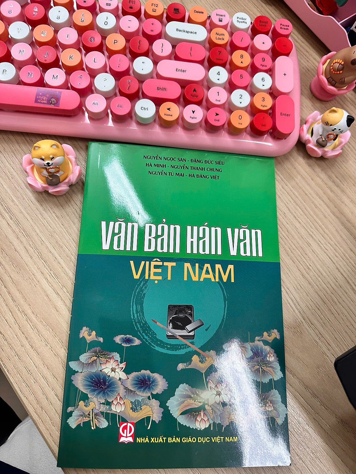 Văn Bản Hán Văn Việt Nam (Tái Bản Mới Nhất 2025)