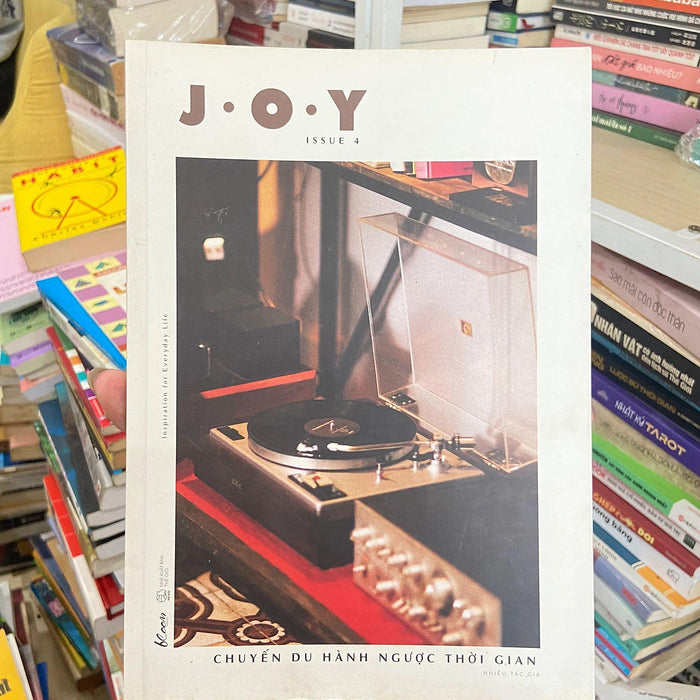 J.O.Y - Issue 4: Chuyến Du Hành Ngược Thời Gian