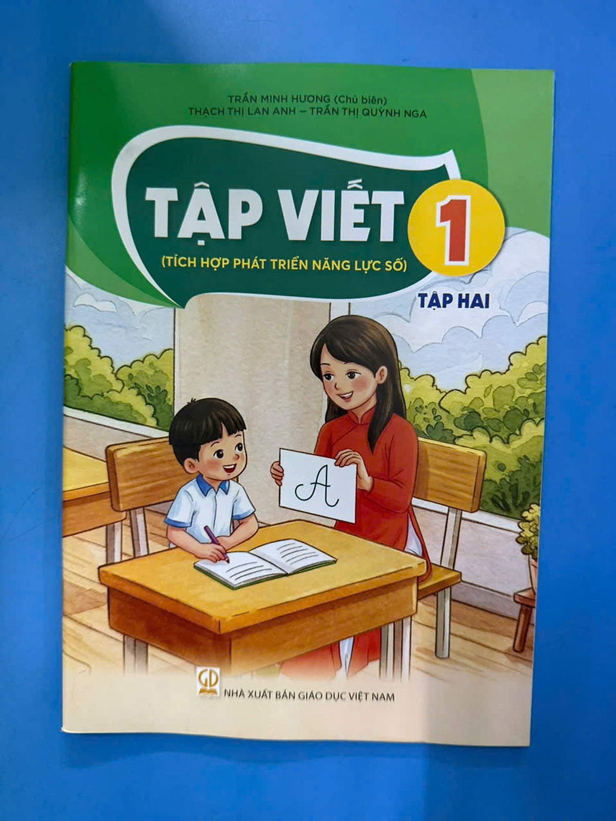 Sách Tập Viết 1- Tập Hai- Tích Hợp Phát Triển Năng Lực Số (Kèm Nilon Bọc Sách, Nhãn Tên)