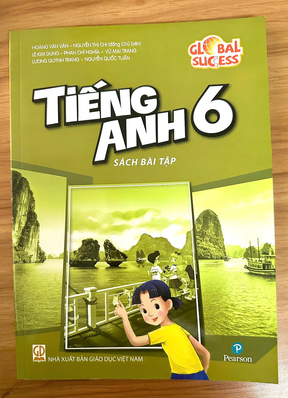 Sách Bài Tập Tiếng Anh Lớp 6- Global Success (Kèm Bìa Bao, Nhãn Tên)