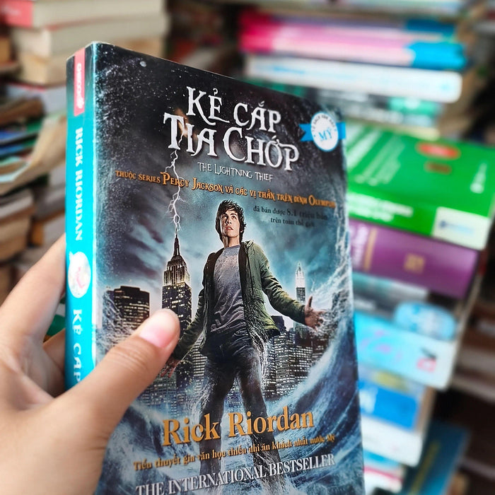 Kẻ Cắp Tia Chớp
