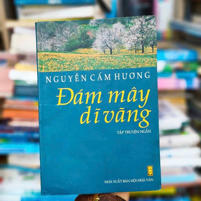 Đám Mây Dĩ Vãng - Nguyễn Cẩm Hương