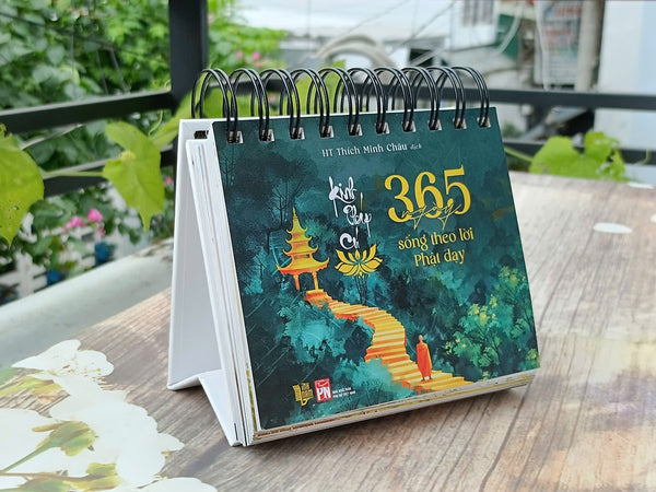 Kinh Pháp Cú - 365 Ngày Sống Theo Lời Phật Dạy (Bản Cao Cấp, In Màu)