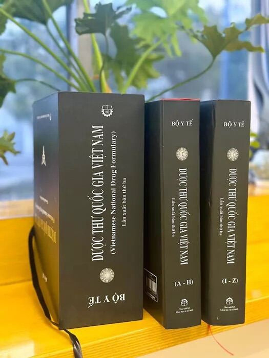 Dược Thư Quốc Gia Việt Nam Lần Xuất Bản Thứ Ba