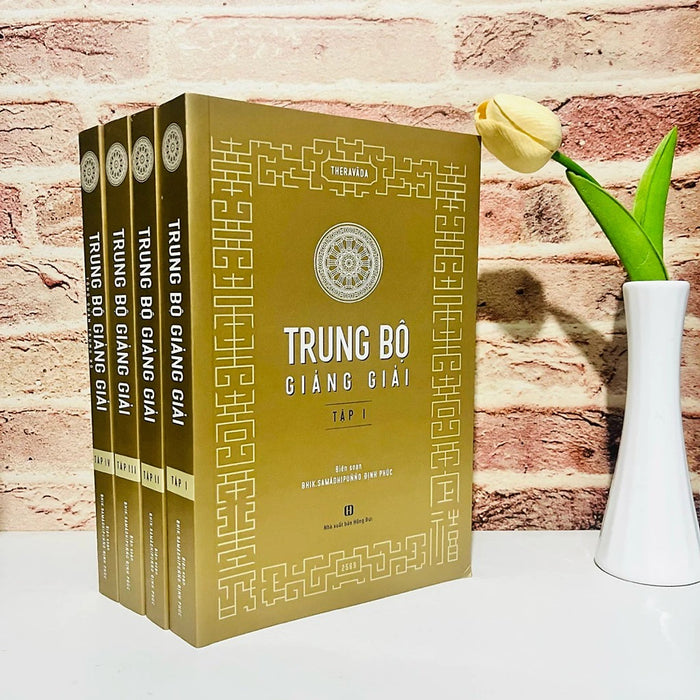 Sách - Trung Bộ Giảng Giải (Bộ 4 Cuốn)