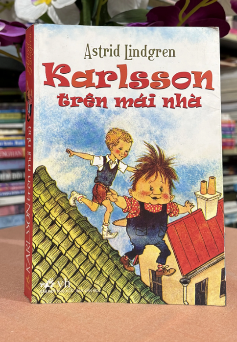 Karlsson Trên Mái Nhà