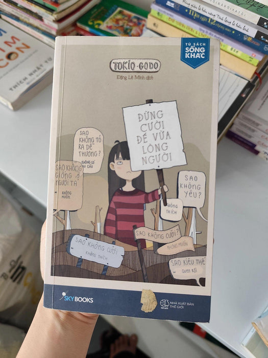 Đừng Cười Để Vừa Lòng Người - Đặng Lê Minh Dịch