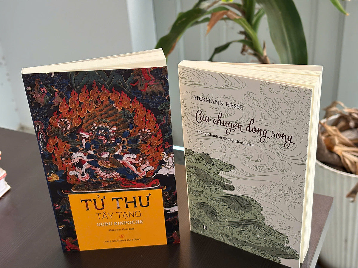 Câu Chuyện Dòng Sông + Tử Thư Tây Tạng