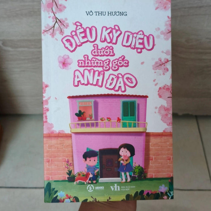 Điều Kì Diệu Dưới Những Gốc Cây Anh Đào