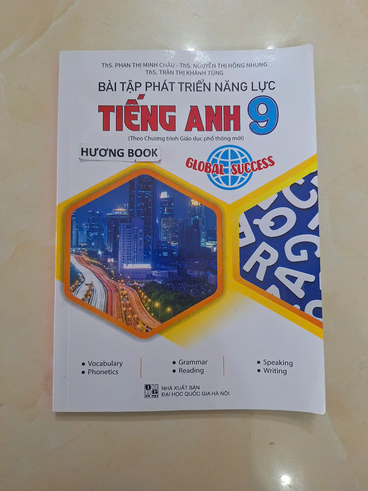 Sách - Bài Tập Phát Triển Năng Lực Tiếng Anh 9 (Dùng Kèm Global Success)