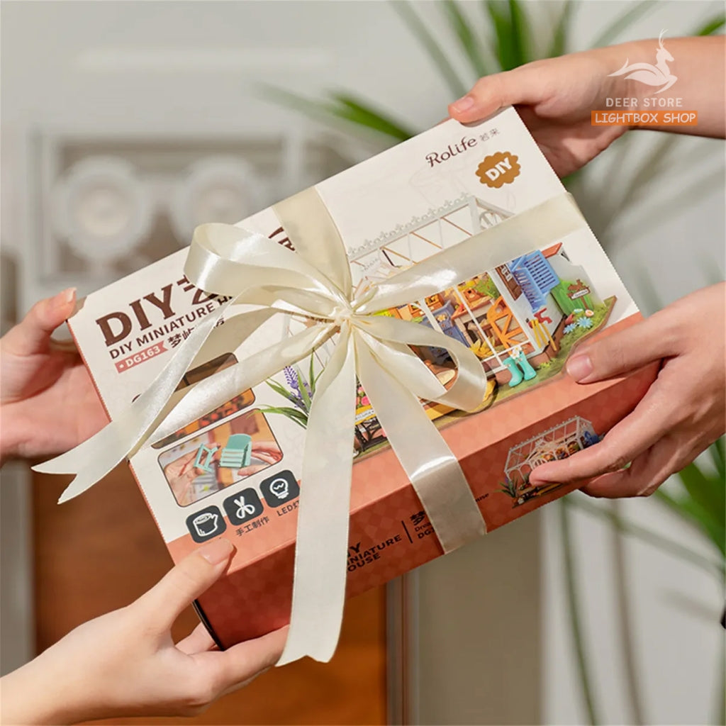 Nhà búp bê Robotime bằng gỗ tự lắp ráp Rolife Dreamy Garden House DIY DG163. Mô hình nhà gỗ 3d. Quà tặng ý nghĩa