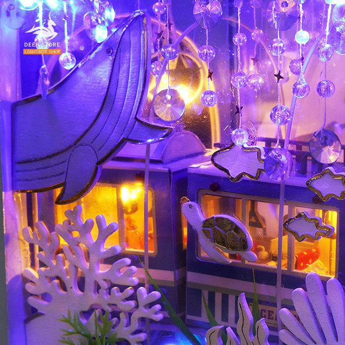 Book Nook Tự Làm Trang Trí giá sách Chủ đề Underwater World. Mô hình bằng gỗ 3d Tặng Keo Dán, Đèn led và Che Bụi TC39.