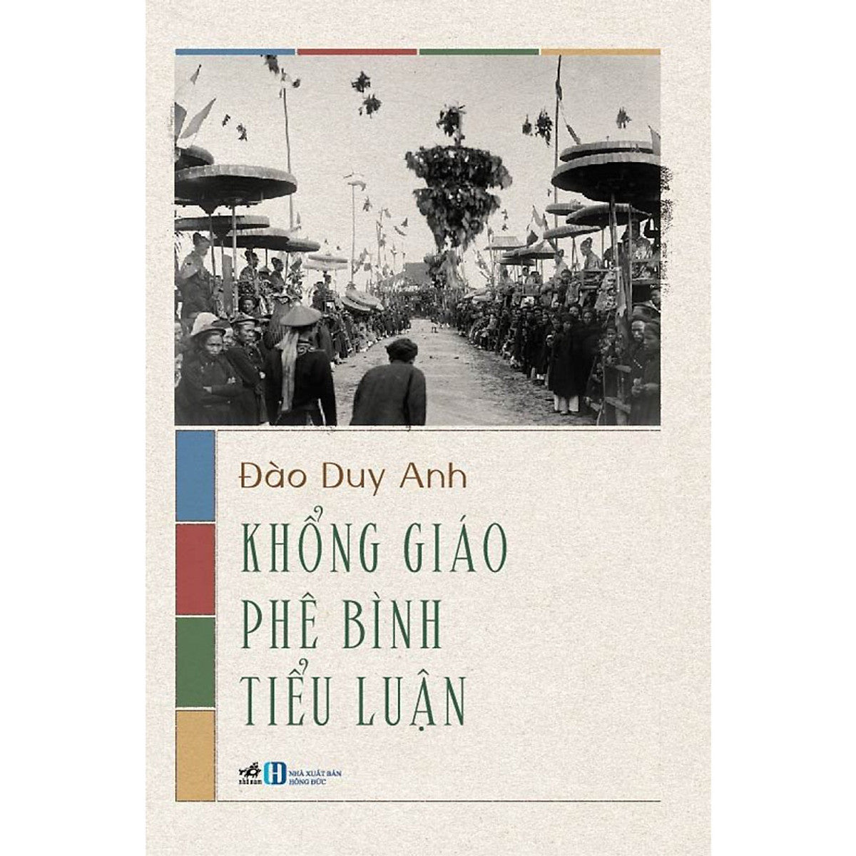 KhổNg GiáO Phê BìNh TiểU LuậN