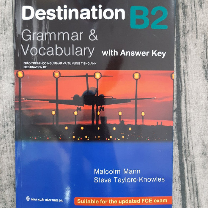 Sách Tiếng Anh: Destination B2