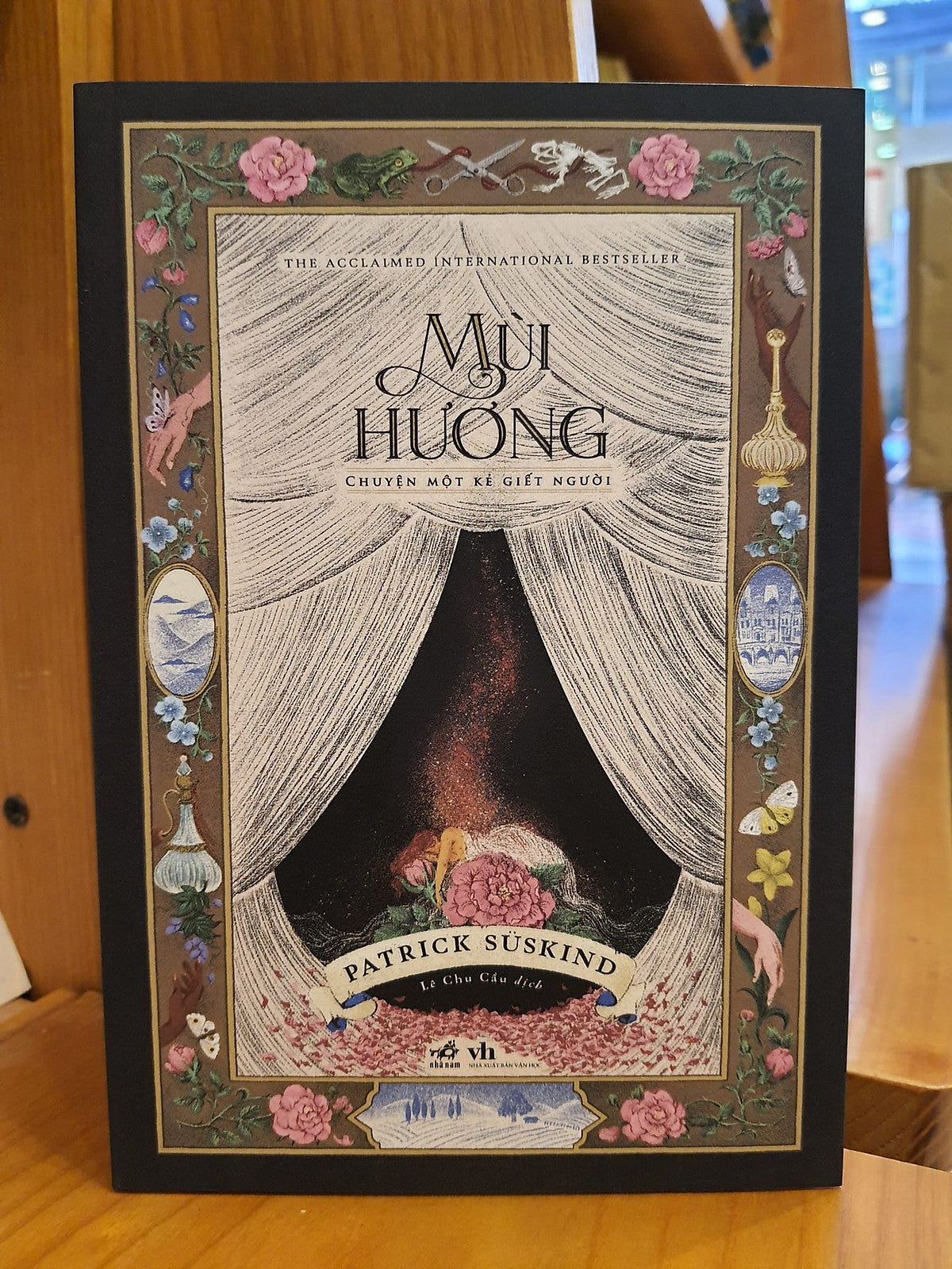 Mùi Hương (Chuyện Một Kẻ Giết Người) – Patrick Süskind - Lê Chu Cầu Dịch - Nhã Nam (Tái Bản 2022) (Bìa Mềm)
