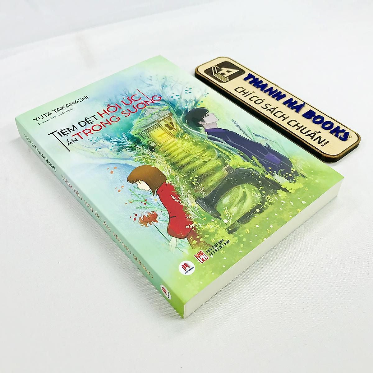 Tiệm Dệt Hồi Ức Ẩn Trong Sương (Tặng Kèm Bookmark Và Postcard)